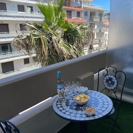 Grand De 28 M2 Plein Centre De Canet-en-Roussillon